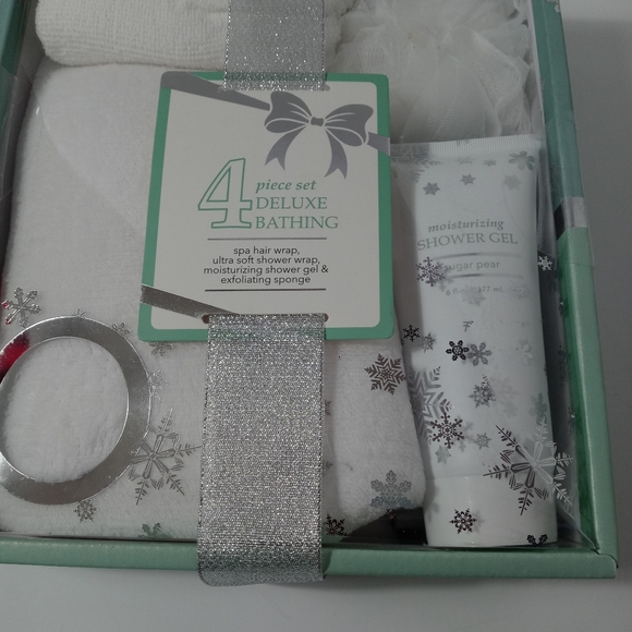 Goldessence 4 Pc Spa Set NIB - Picture 3 of 5